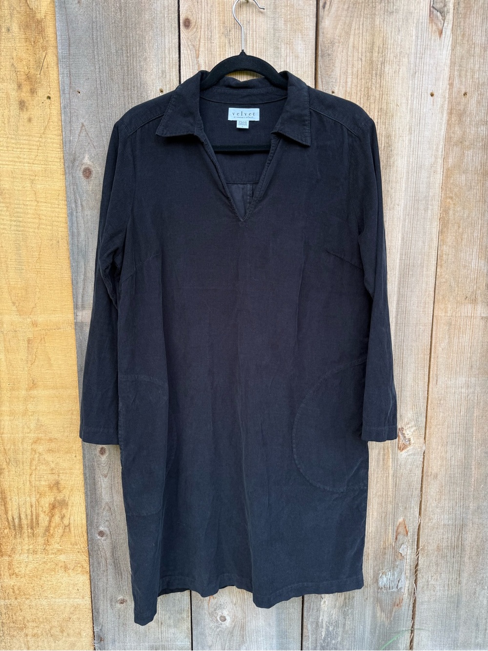 Velvet by Graham & Spencer black collared t-shirt dress  with pockets size large